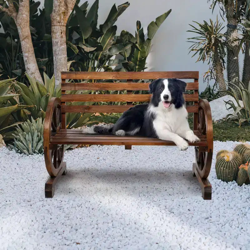 Karl Home | Banc d'extérieur en sapin d'inspiration automobile