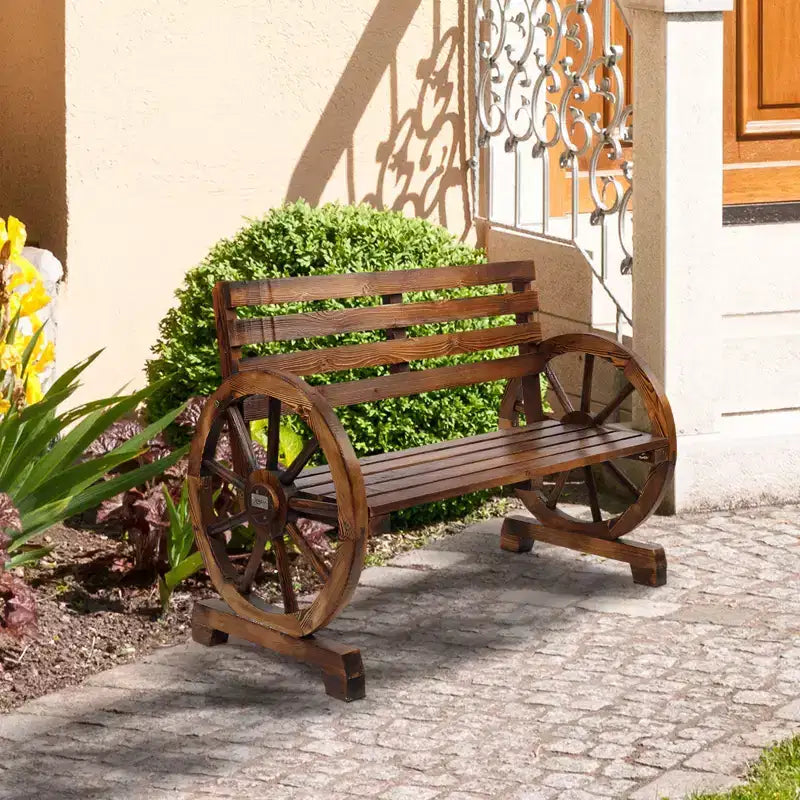 Karl Home | Banc d'extérieur en sapin d'inspiration automobile
