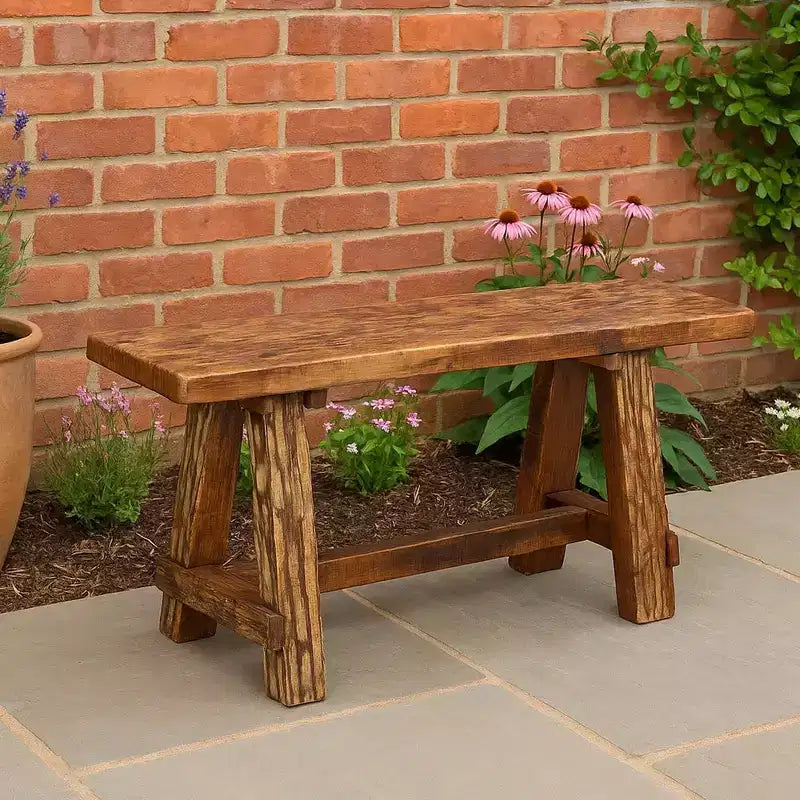 Banc de jardin Royal Hampton en bois avec gravure rétro
