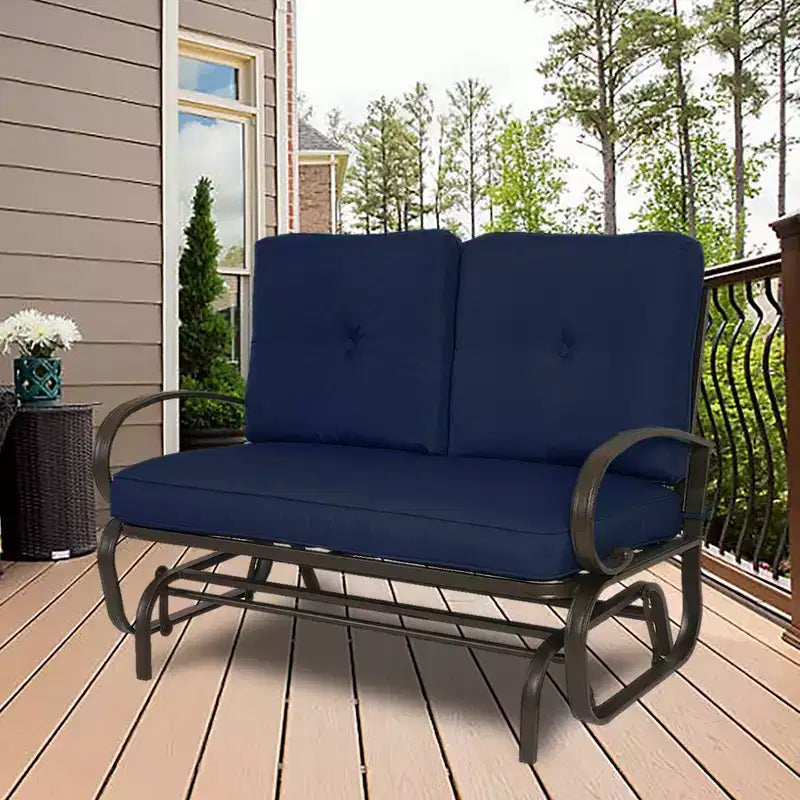 Banc planeur de patio Kozyard Cozy – Causeuse à bascule d'extérieur avec un cadre robuste et des sièges rembourrés confortables, parfaite pour le patio ou le porche.