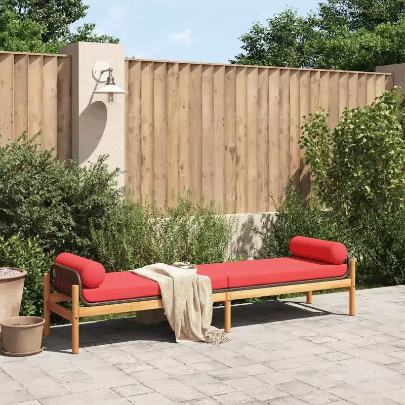 Banc de patio en rotin synthétique marron et rouge, avec housses amovibles