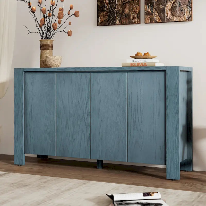 Buffet rétro à 4 portes avec finition vieillie