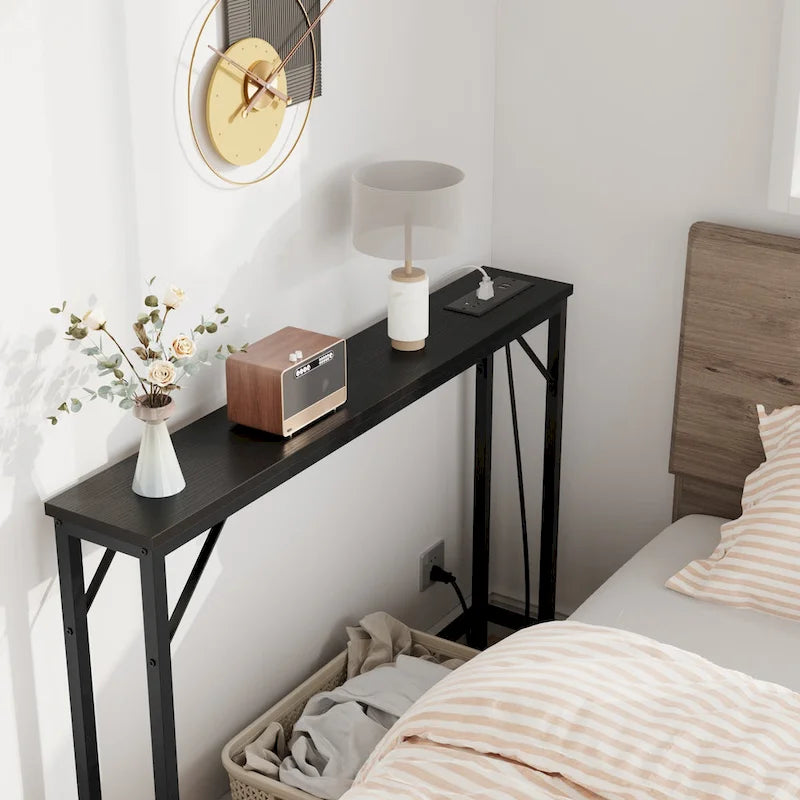 5.9 Table console étroite avec prises électriques