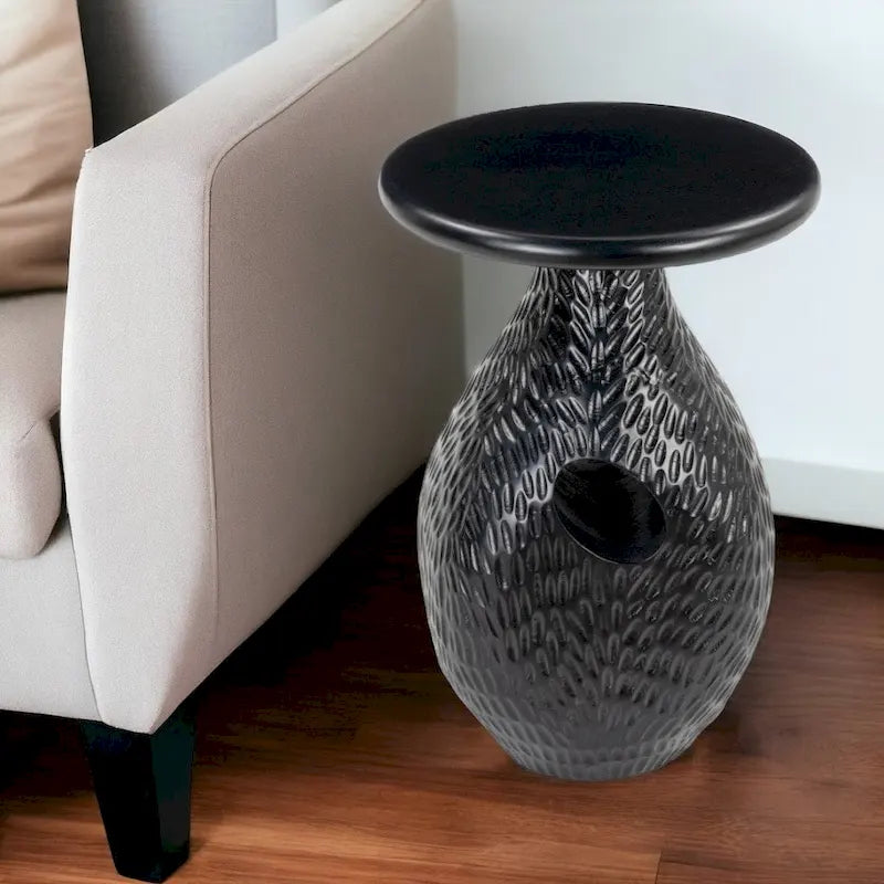 HomeRoots Table d'appoint piédestal ronde en bois massif noir 20 po - 15' X '20.1' X '15