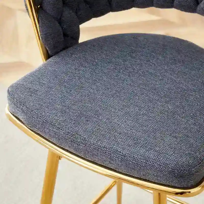 Un lot de 4 tabourets de bar rotatifs, équipés de coussins en lin respirant - Convient à la hauteur d'un îlot de cuisine.