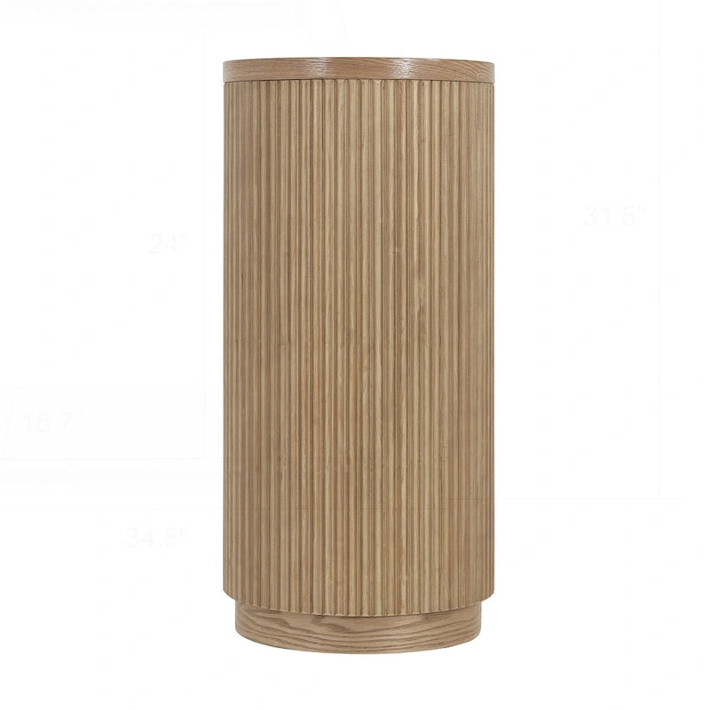 Console polyvalente mince avec étagère ouverte et grain de bois élégant pour le salon