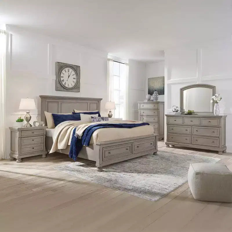 7-Drawer Traditional Dresser - Light Gray, Dovetail Construction