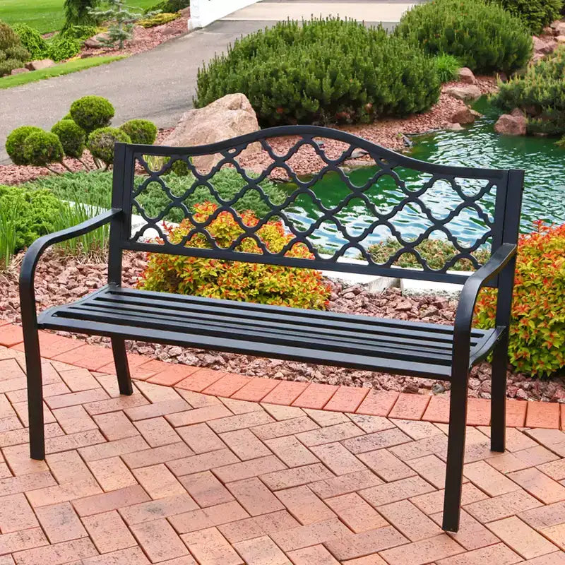 Banc de jardin extérieur en fonte noire Sunnydaze 2 places avec motif en treillis