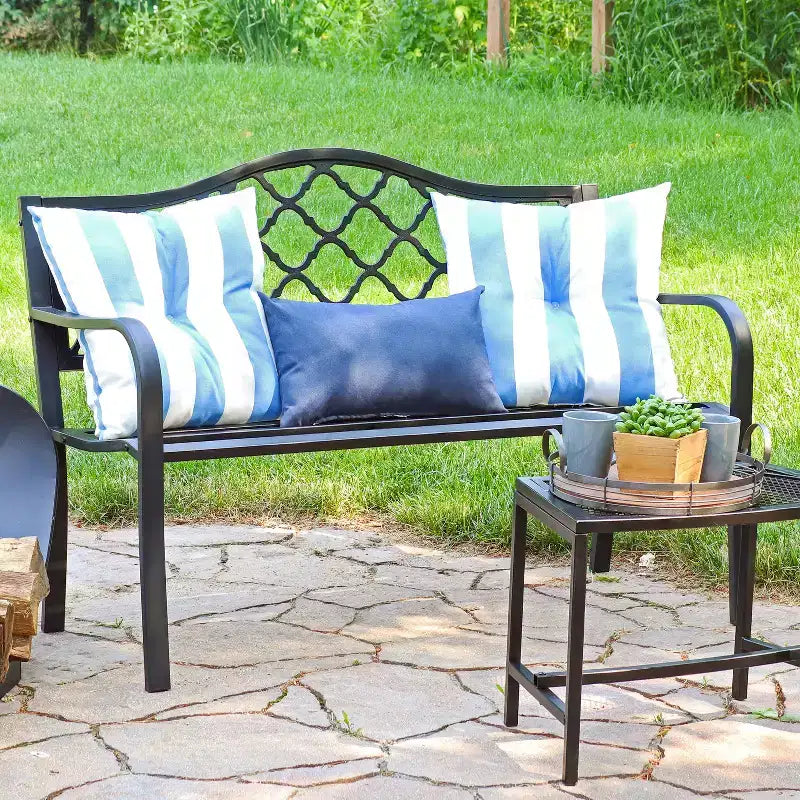 Banc de jardin extérieur en fonte noire Sunnydaze 2 places avec motif en treillis