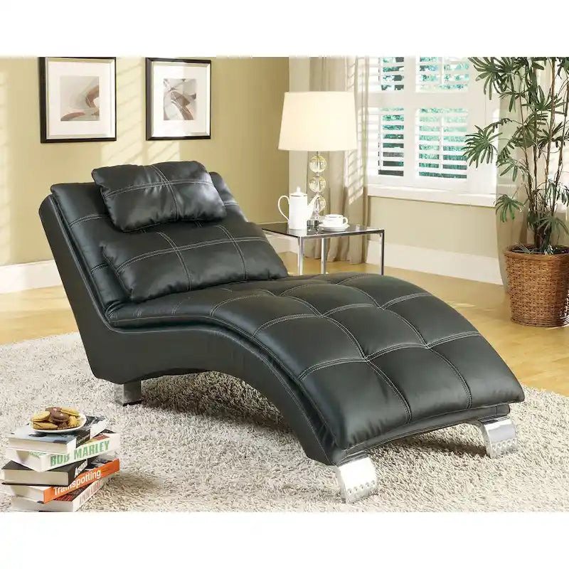Chaise longue capitonnée Isley avec base arquée