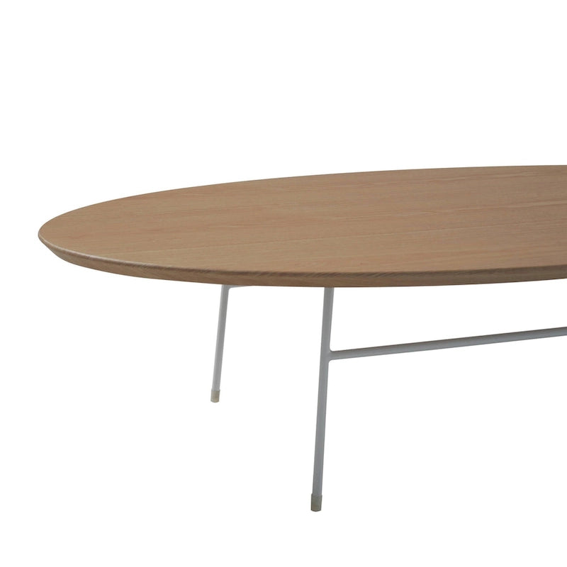 Table basse d'appoint ovale moderne Rossmore avec cadre en acier thermolaqué blanc pour bureau, salon ou chambre.