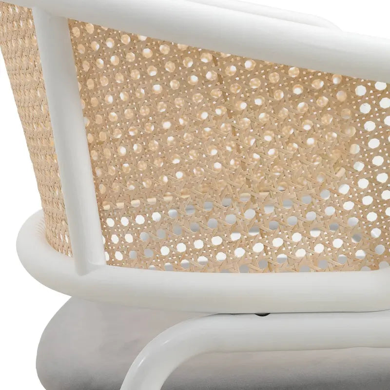 Chaise d'appoint moderne et élégante Ervilla avec dossier en rotin et pieds en acier blanc pour salle à manger et cuisine