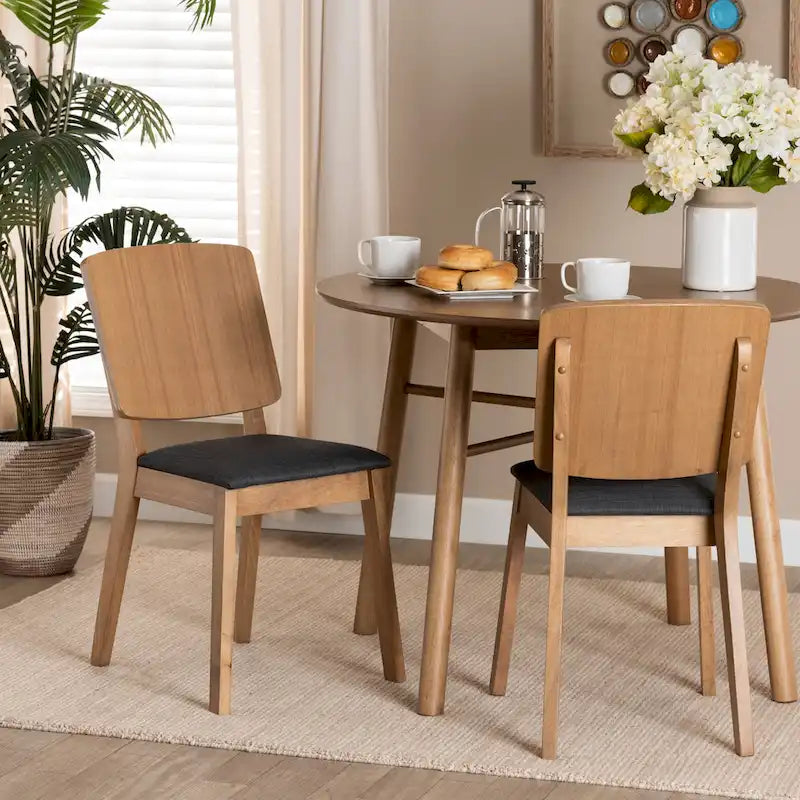 Ensemble de 2 chaises de salle à manger danoises modernes du milieu du siècle en tissu noir et bois d'hévéa finition chêne français marron