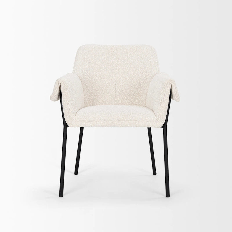 Chaise de salle à manger Brently avec tissu bouclé crème et pieds en métal noir mat