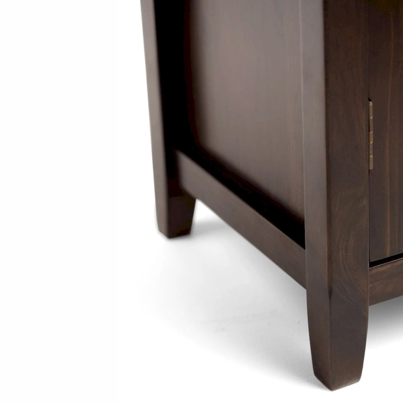 WYNDENHALL Portland Armoire de rangement de transition en BOIS MASSIF de 101,6 cm de large, couleur brun acajou - 101,6 cm L x 42,9 cm P x 111,8 cm H