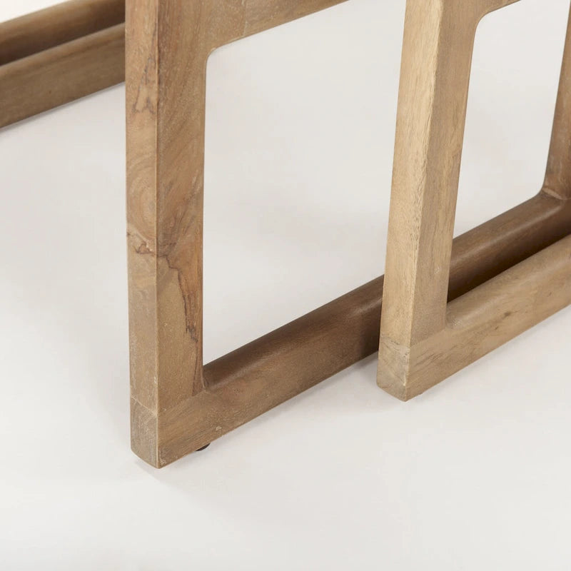 Tables d'appoint gigognes carrées en bois massif Grier avec accents en rotin (ensemble de 2) - 20L x 20l x 23H