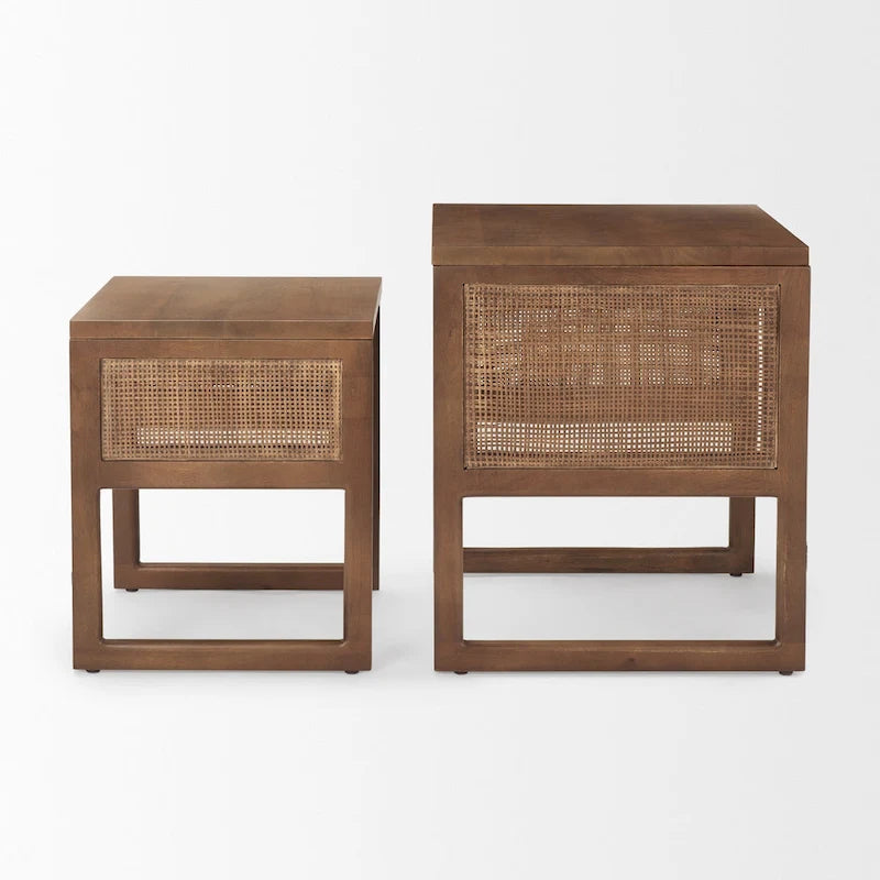 Tables d'appoint gigognes carrées en bois massif Grier avec accents en rotin (ensemble de 2) - 20L x 20l x 23H
