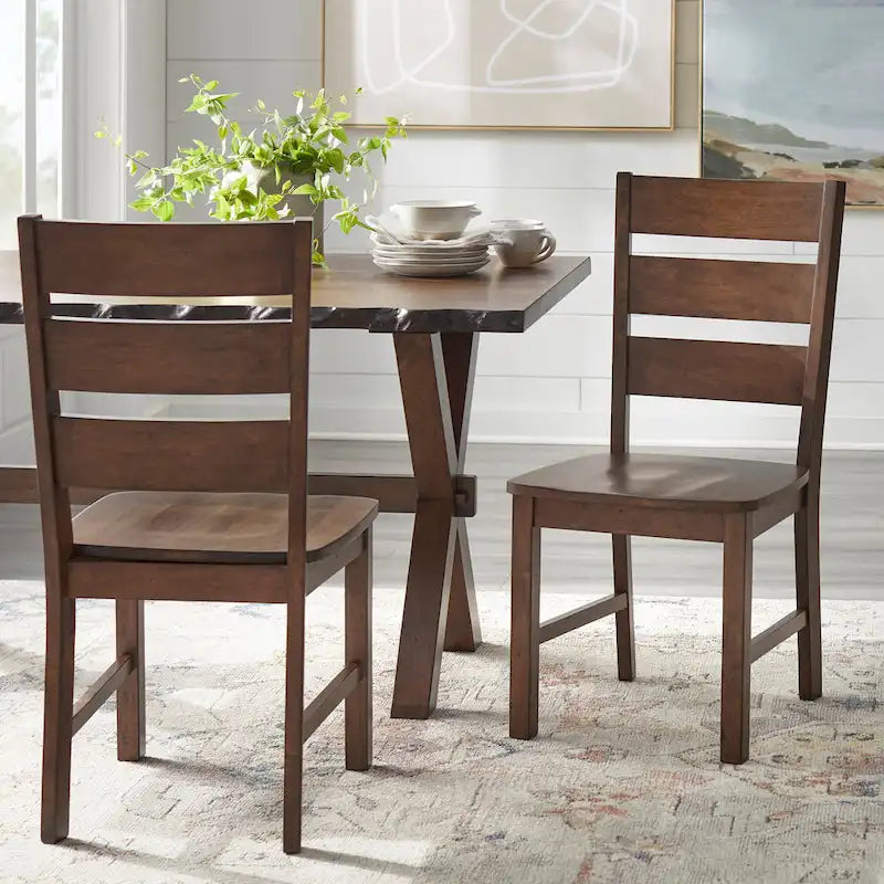 Ensemble de salle à manger 4 pièces en bois massif Simple Living Mandeville avec banc