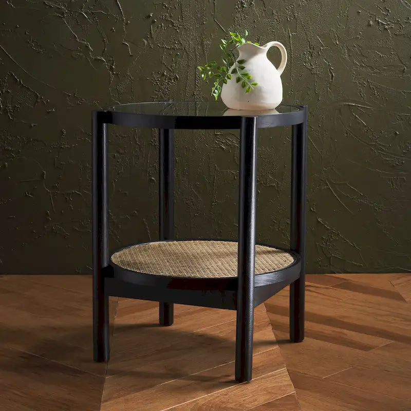 Table d'appoint Alberdine en rotin et verre SAFAVIEH Couture - 23 po larg. x 23 po prof. x 24 po haut. - 23 larg. x 23 prof. x 24 haut.