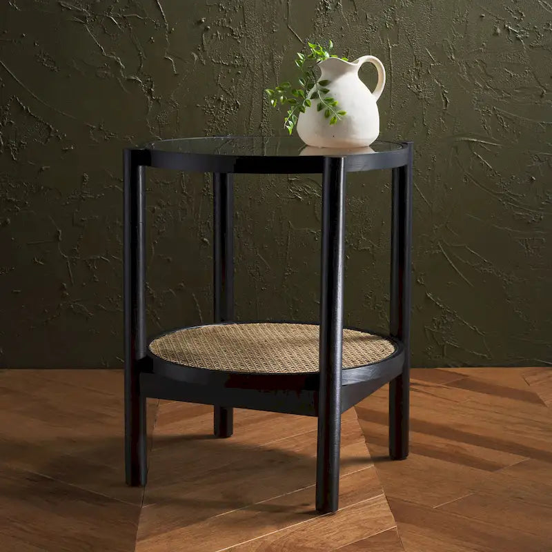 Table d'appoint Alberdine en rotin et verre SAFAVIEH Couture - 23 po larg. x 23 po prof. x 24 po haut. - 23 larg. x 23 prof. x 24 haut.