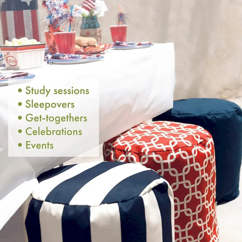 Pouf ottoman rayé vertical Majestic Home Goods intérieur/extérieur 16 L x 16 l x 17 H
