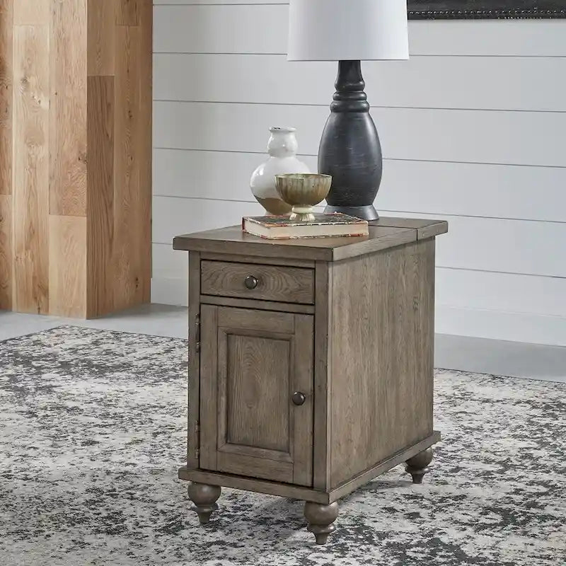 Table d'appoint taupe poudré style ferme Americana