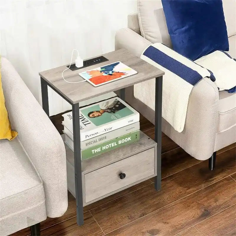 Table d'appoint avec station de recharge - 11,8P x 15,7L x 23,6H