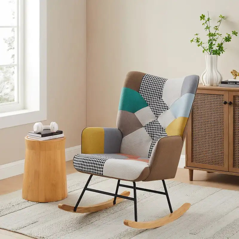 Fauteuil à bascule de crèche en lin matelassé VANOMi 25.2 Wide French Patchwork avec pieds en bois