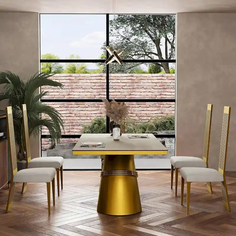 Table à manger dorée brossée avec plateau en verre de 78 pouces et base en forme de tonneau fuselé
