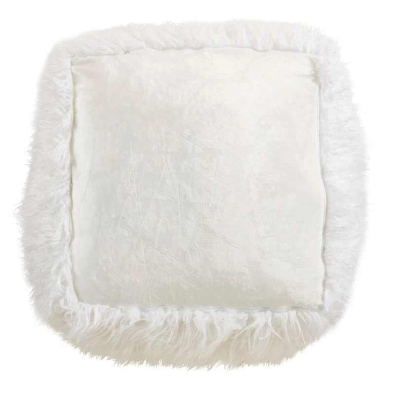 Pouf en fausse fourrure Snug Haven