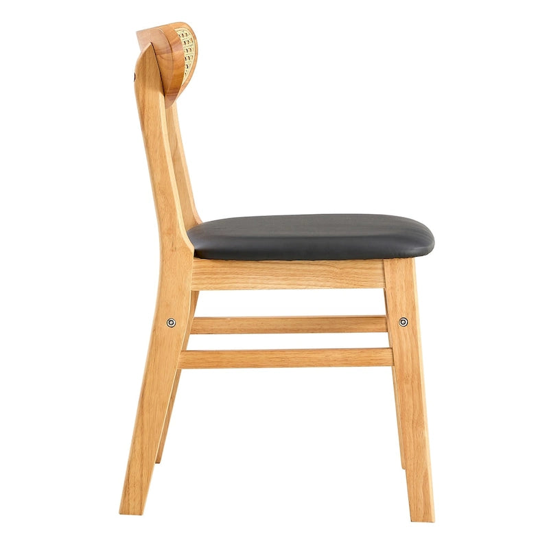 La chaise de salle à manger en bois massif, élégante et durable