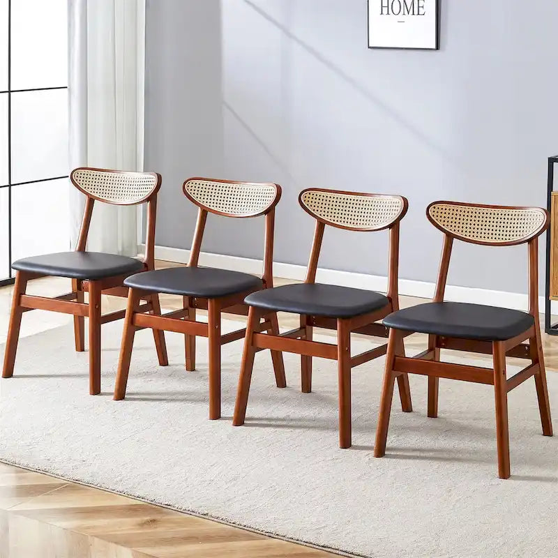 La chaise de salle à manger en bois massif, élégante et durable